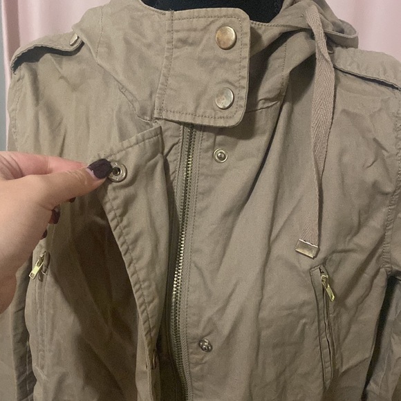 🧥 Brown Light Coat!! - Picture 2 of 6